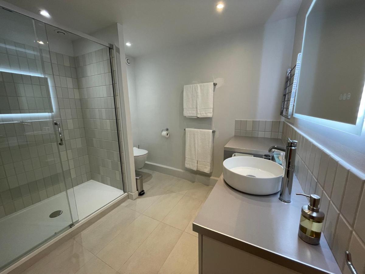 Appartement Mignon Calme Douillet Ascenseur Clim Etage Eleve Proche Parking Et Toutes Commodites Au Coeur Du Toulon Historique Dış mekan fotoğraf