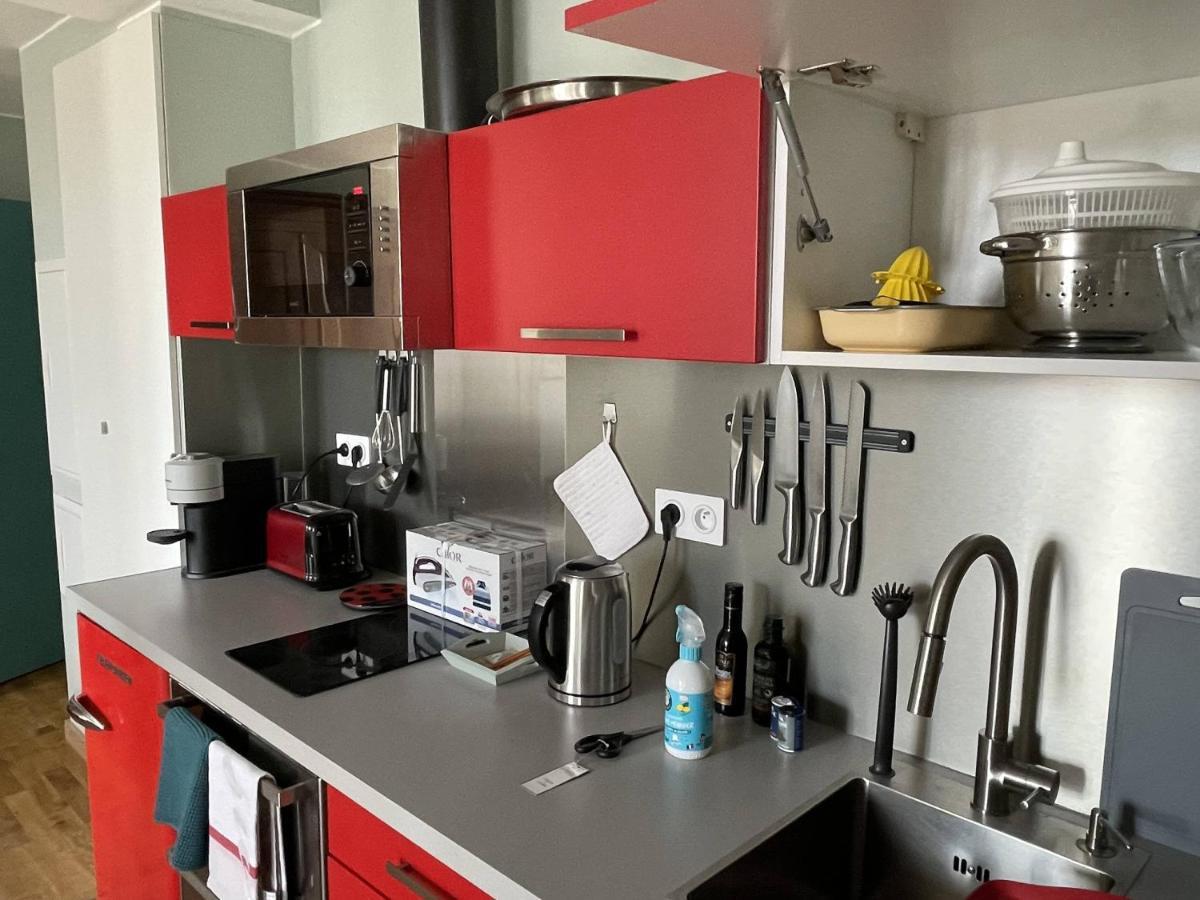 Appartement Mignon Calme Douillet Ascenseur Clim Etage Eleve Proche Parking Et Toutes Commodites Au Coeur Du Toulon Historique Dış mekan fotoğraf