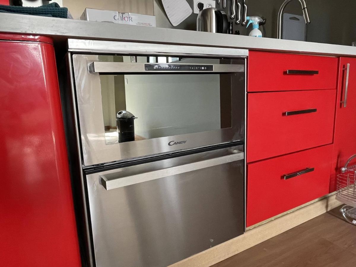 Appartement Mignon Calme Douillet Ascenseur Clim Etage Eleve Proche Parking Et Toutes Commodites Au Coeur Du Toulon Historique Dış mekan fotoğraf