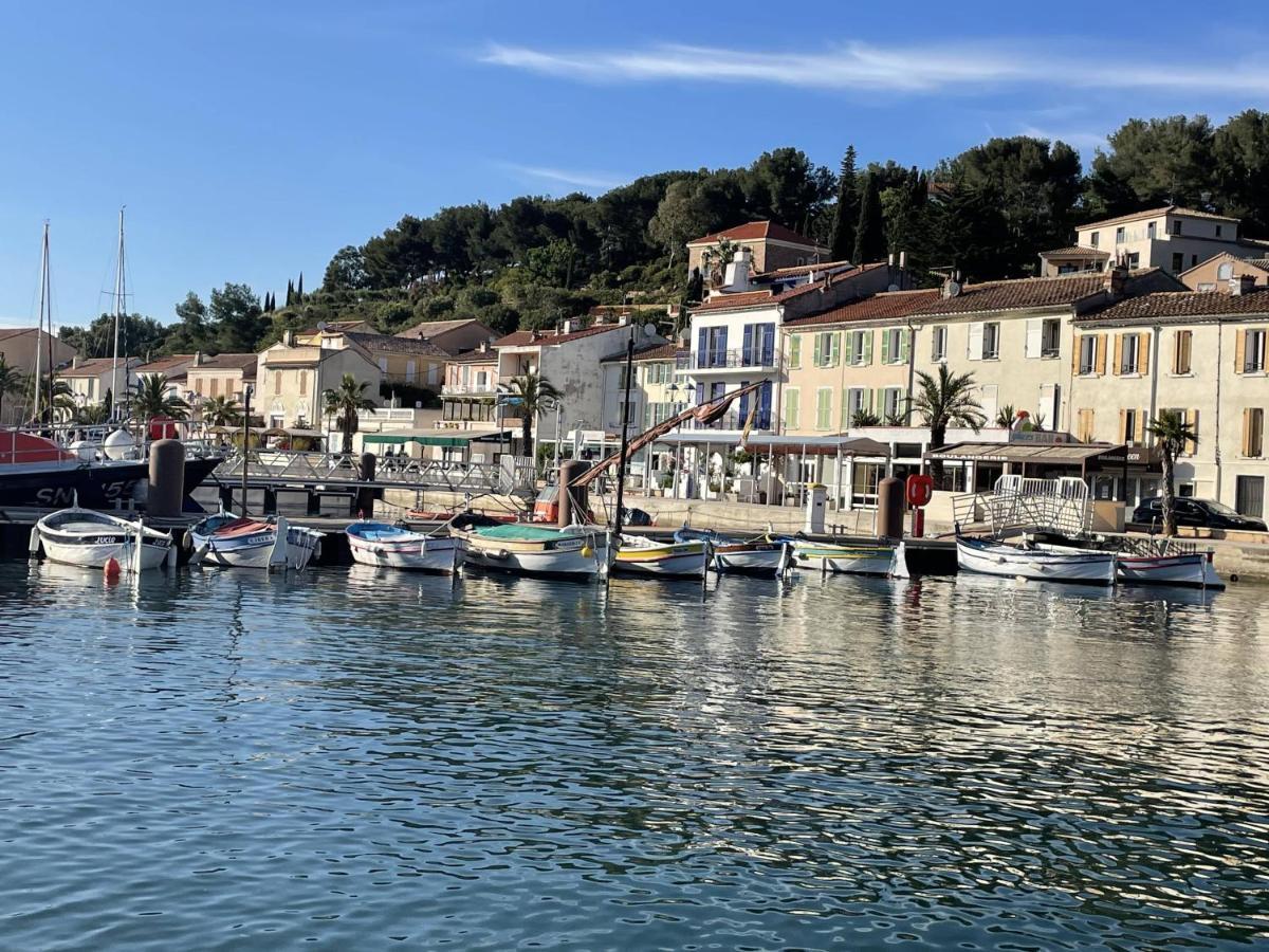 Appartement Mignon Calme Douillet Ascenseur Clim Etage Eleve Proche Parking Et Toutes Commodites Au Coeur Du Toulon Historique Dış mekan fotoğraf