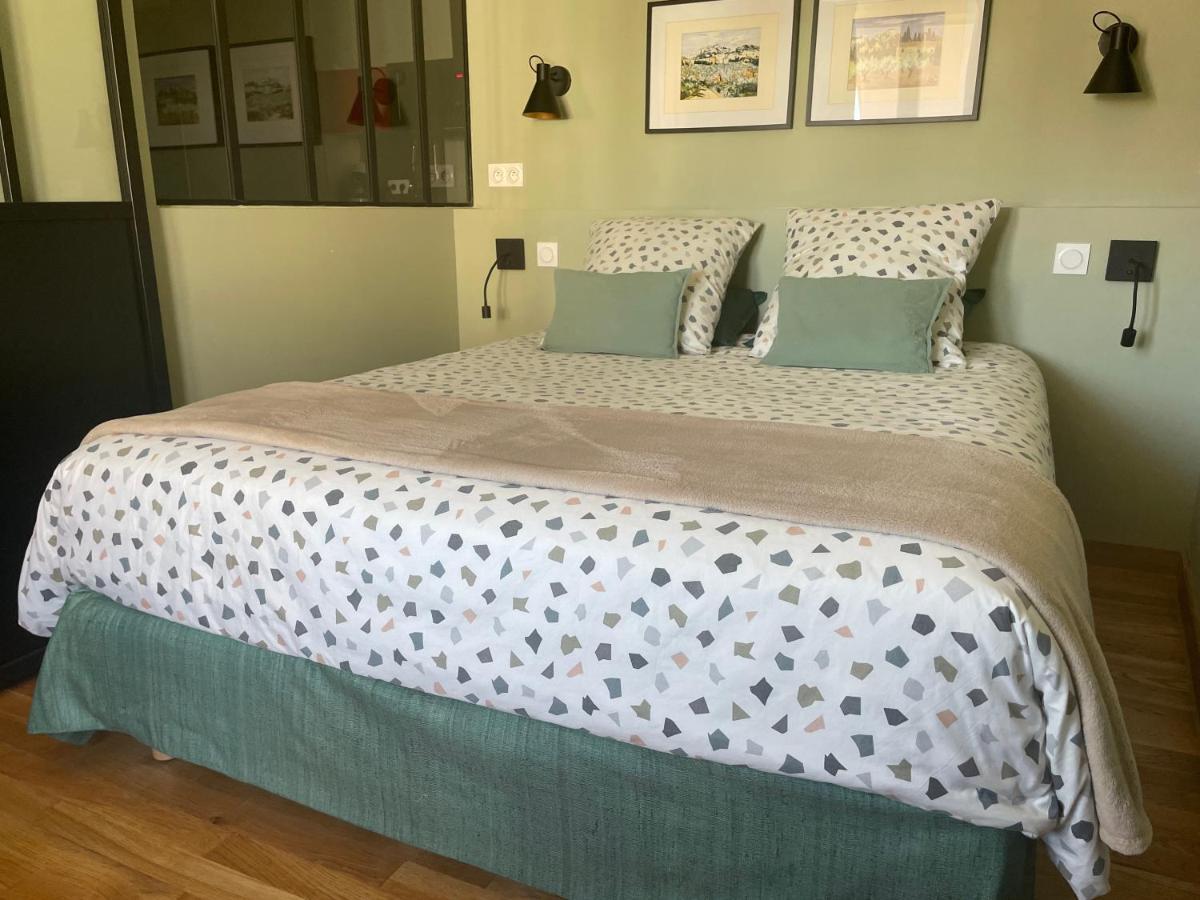 Appartement Mignon Calme Douillet Ascenseur Clim Etage Eleve Proche Parking Et Toutes Commodites Au Coeur Du Toulon Historique Dış mekan fotoğraf